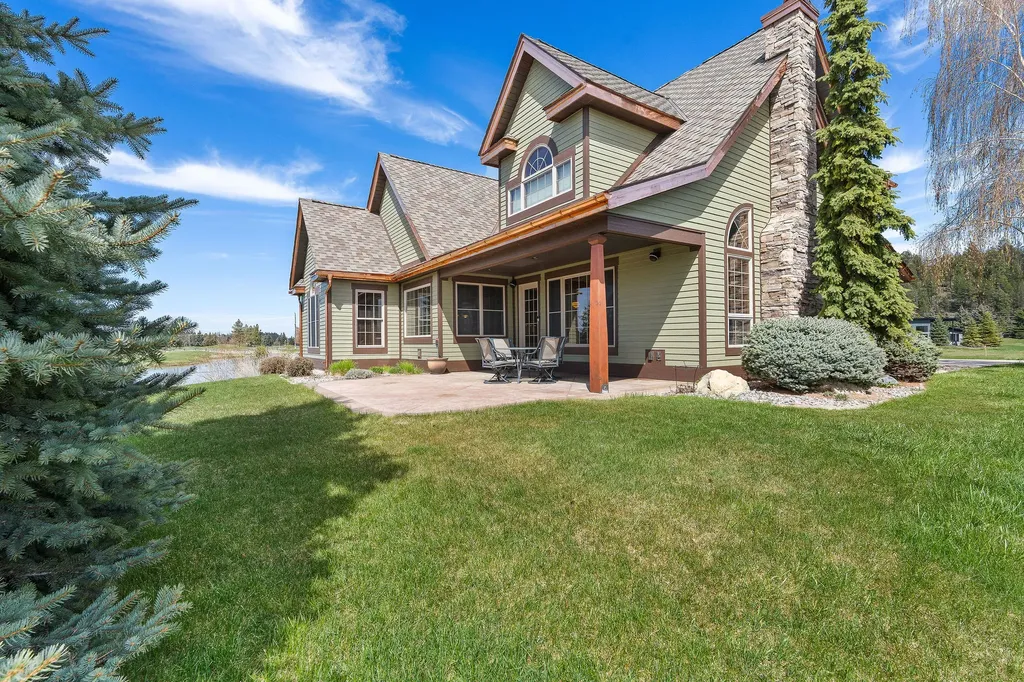 1363 Lake Pointe Drive Bigfork MT 59911