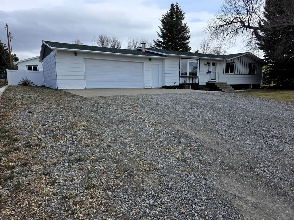 207 Rice Avenue Choteau MT 59422