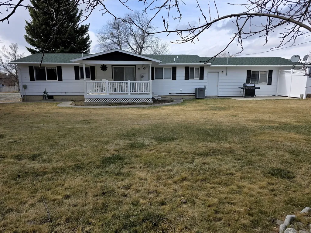 207 Rice Avenue Choteau MT 59422