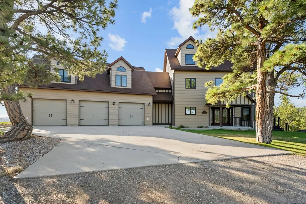 6 Bugle Road Clancy MT 59634