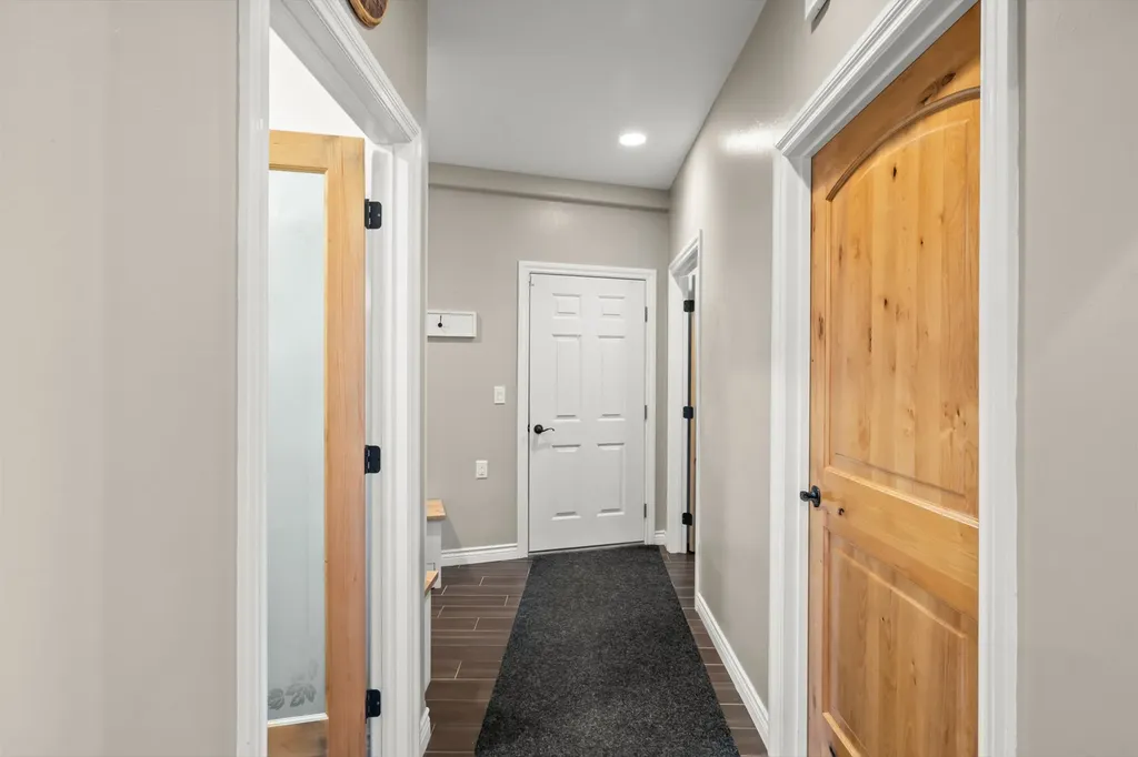 6 Bugle Road Clancy MT 59634