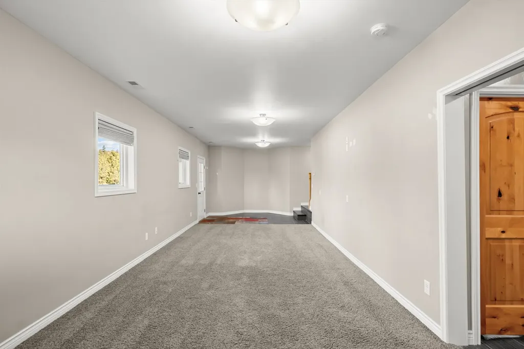 6 Bugle Road Clancy MT 59634