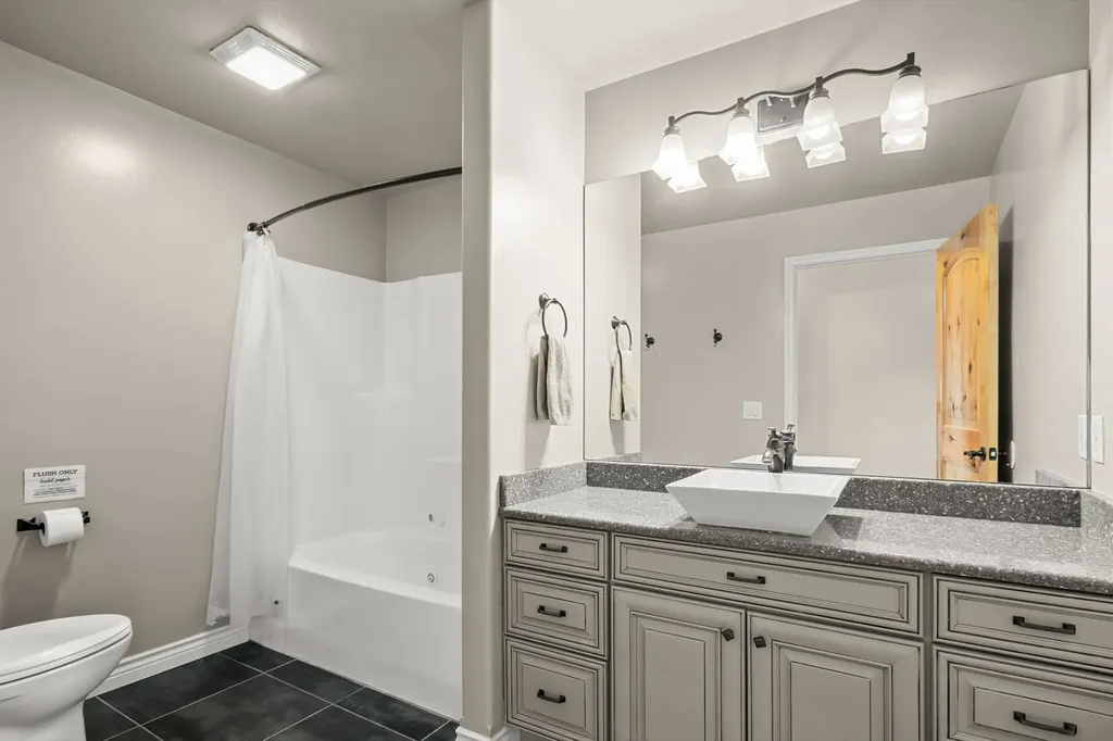 6 Bugle Road Clancy MT 59634