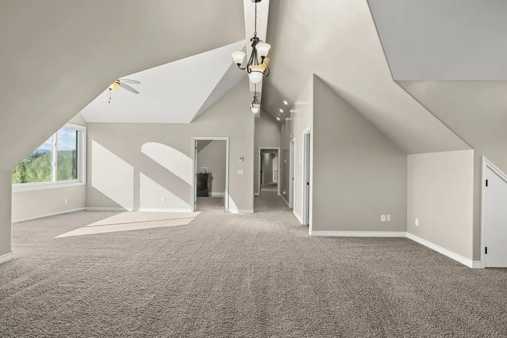 6 Bugle Road Clancy MT 59634