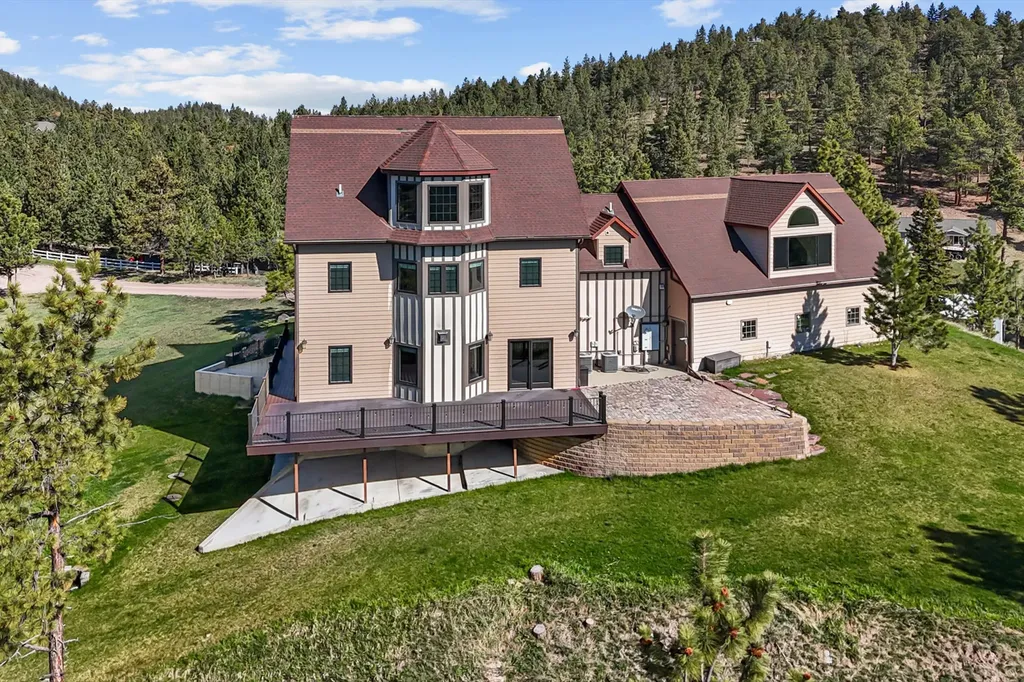 6 Bugle Road Clancy MT 59634