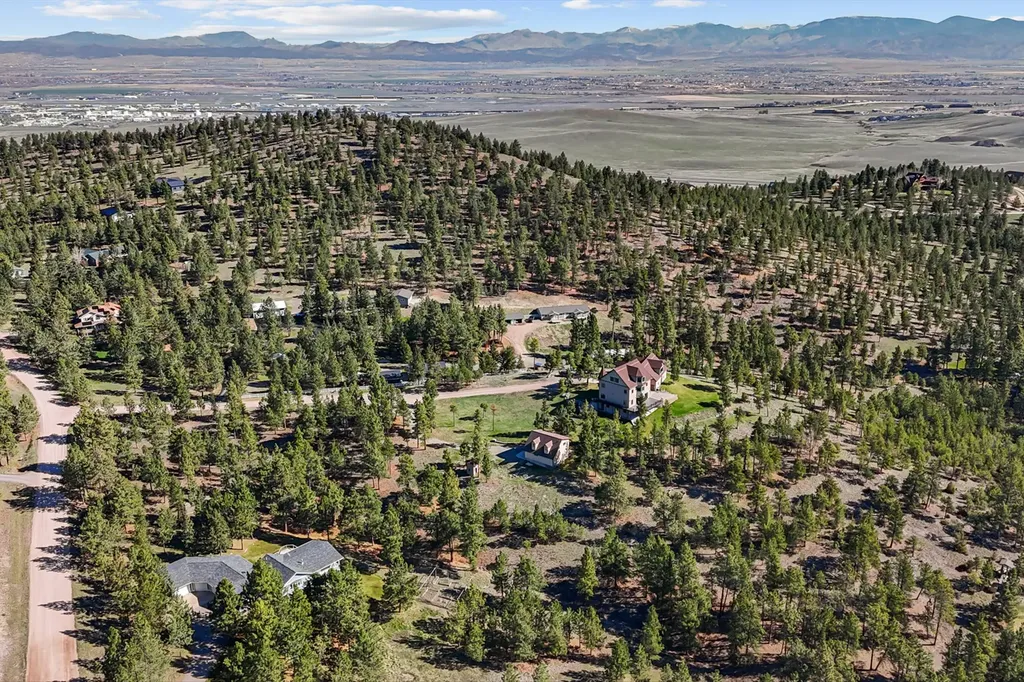 6 Bugle Road Clancy MT 59634