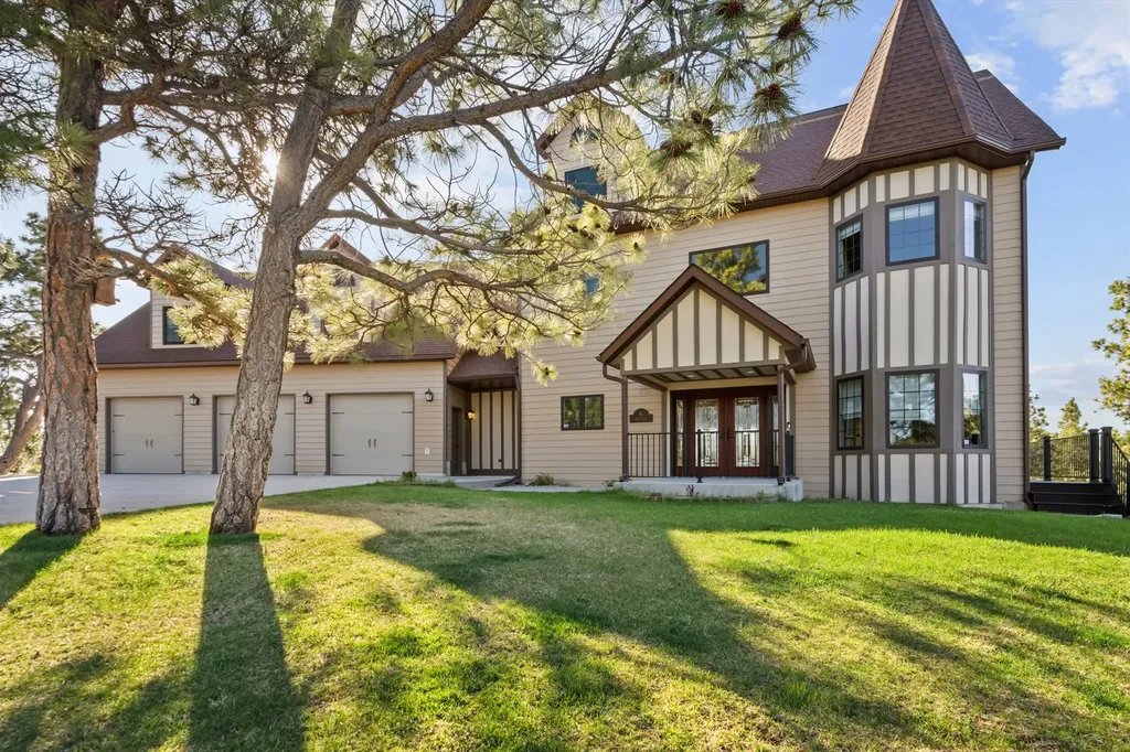 6 Bugle Road Clancy MT 59634