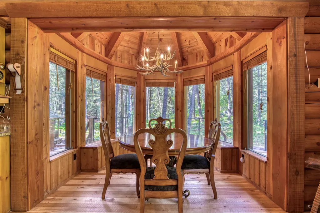 1062 Bear Creek Trail Victor MT 59875