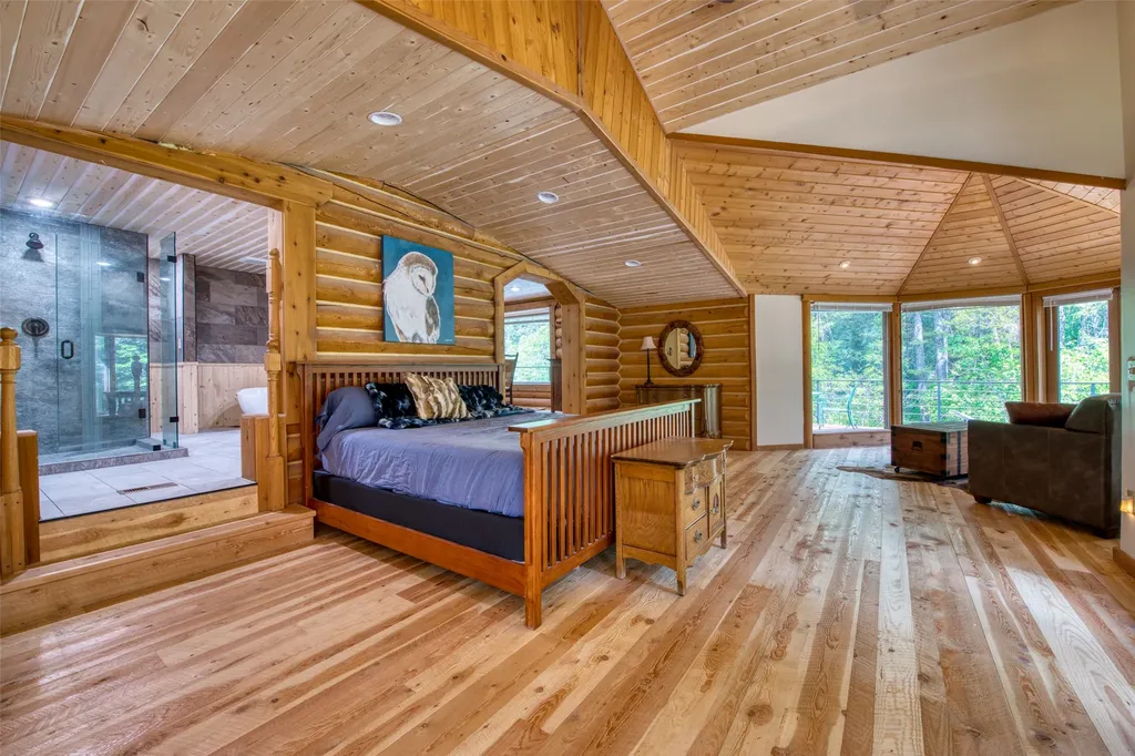 1062 Bear Creek Trail Victor MT 59875