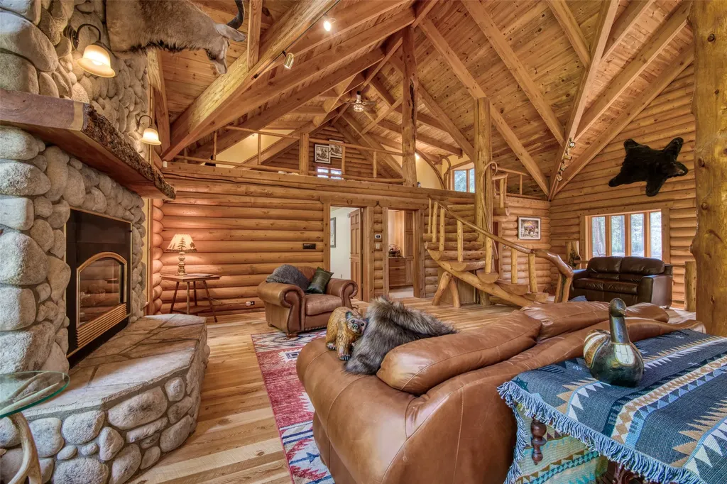 1062 Bear Creek Trail Victor MT 59875