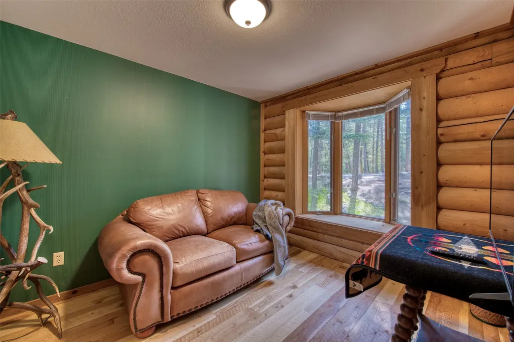 1062 Bear Creek Trail Victor MT 59875