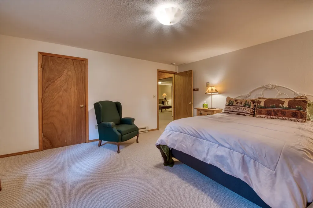 1062 Bear Creek Trail Victor MT 59875
