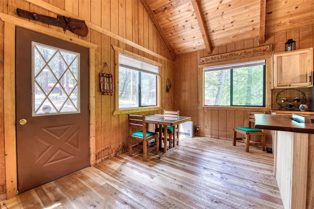 1062 Bear Creek Trail Victor MT 59875