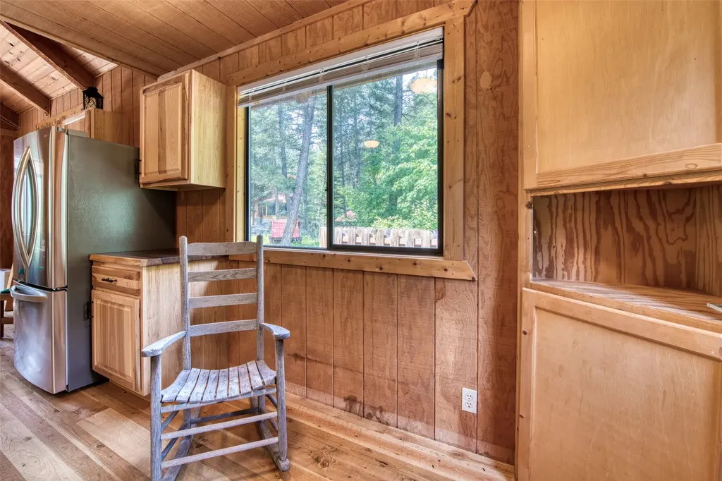 1062 Bear Creek Trail Victor MT 59875