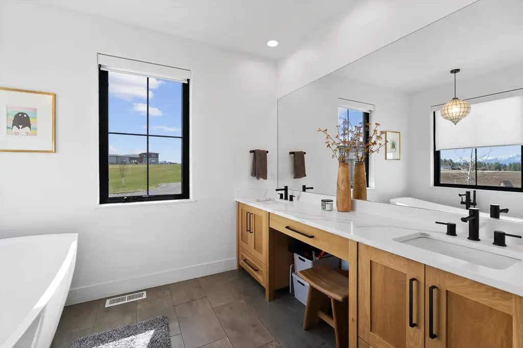 543 Harvest View Lane Kalispell MT 59901