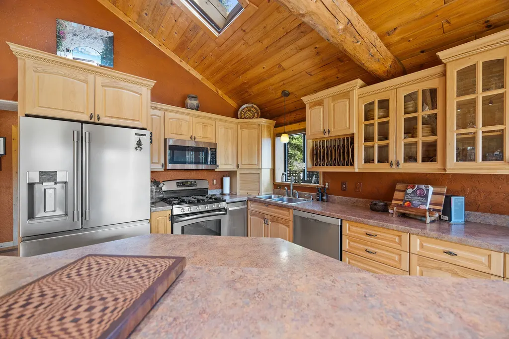 433 General Pulaski Drive Condon MT 59826