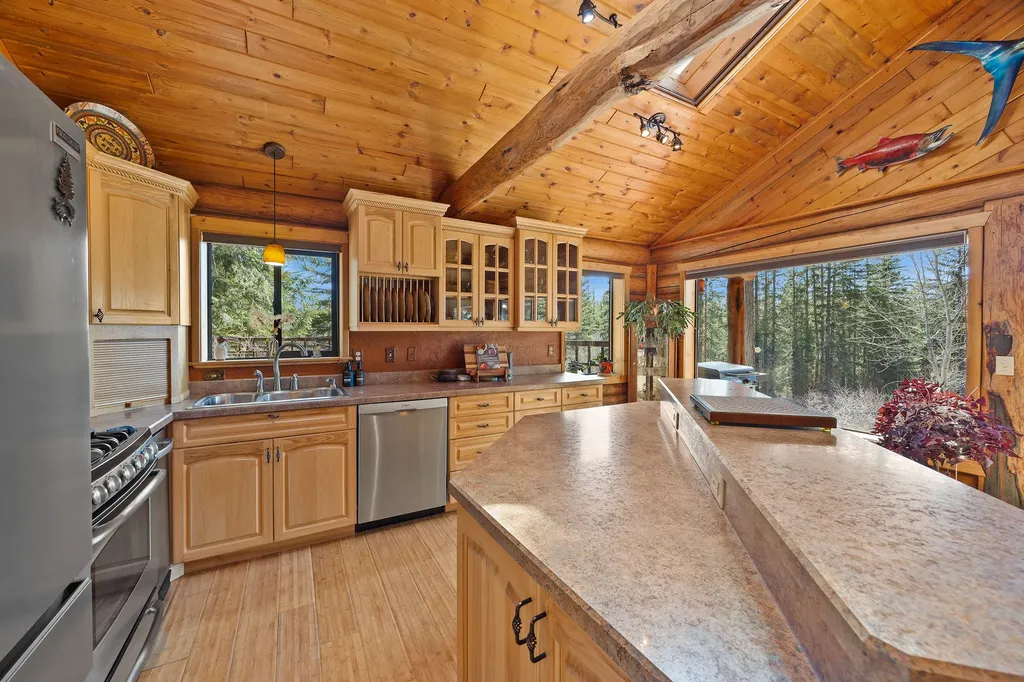 433 General Pulaski Drive Condon MT 59826