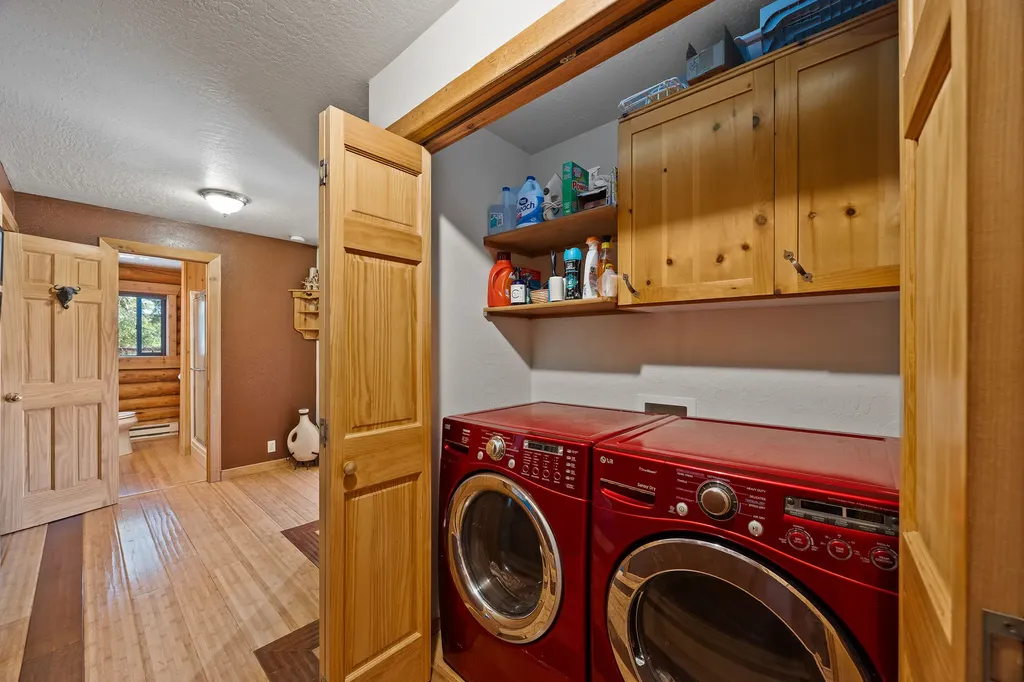 433 General Pulaski Drive Condon MT 59826