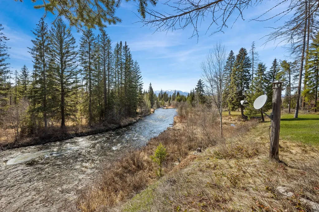 433 General Pulaski Drive Condon MT 59826
