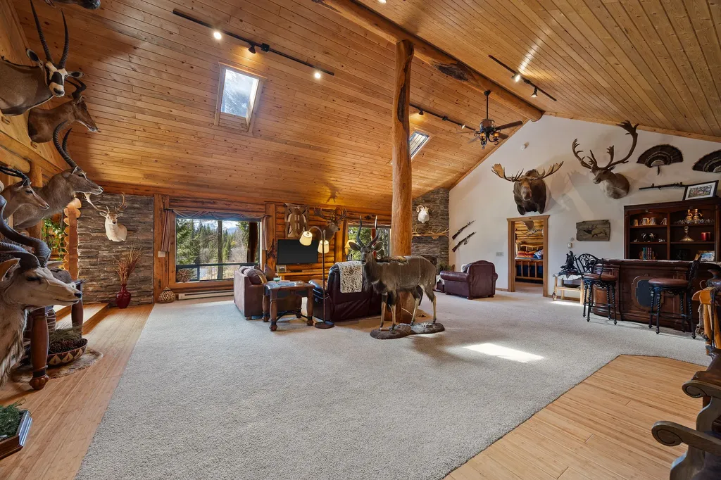 433 General Pulaski Drive Condon MT 59826