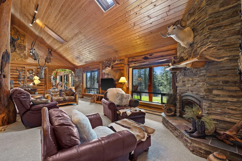 433 General Pulaski Drive Condon MT 59826