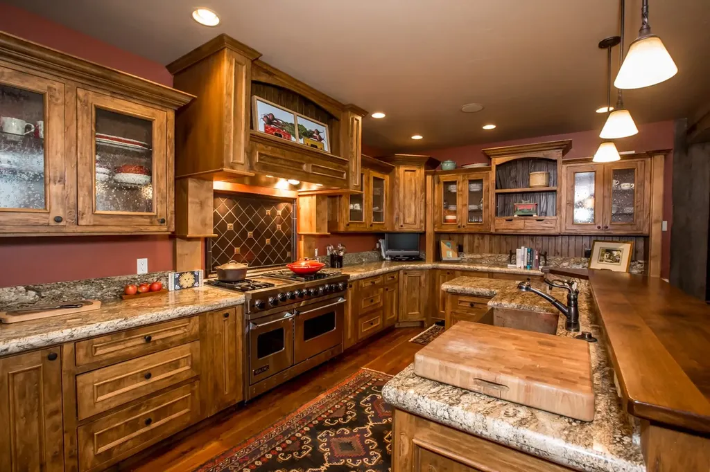1013 Whispering Pines Lane Whitefish MT 59937