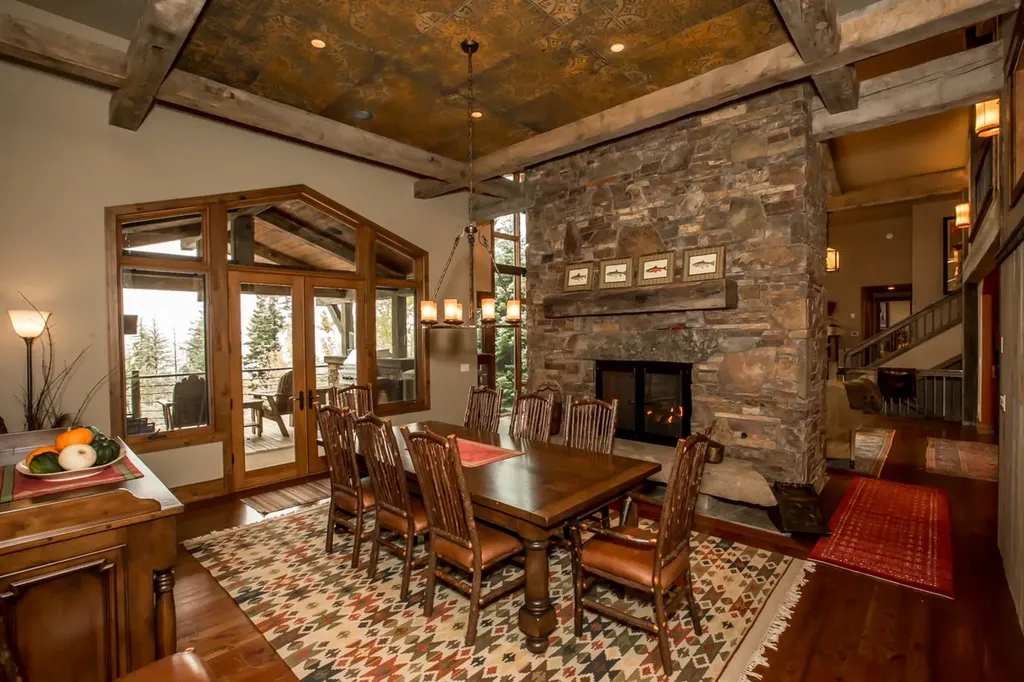 1013 Whispering Pines Lane Whitefish MT 59937