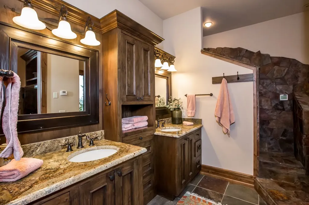 1013 Whispering Pines Lane Whitefish MT 59937