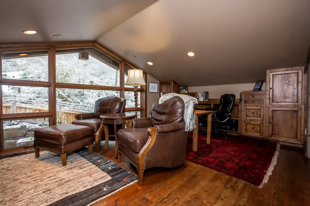 1013 Whispering Pines Lane Whitefish MT 59937