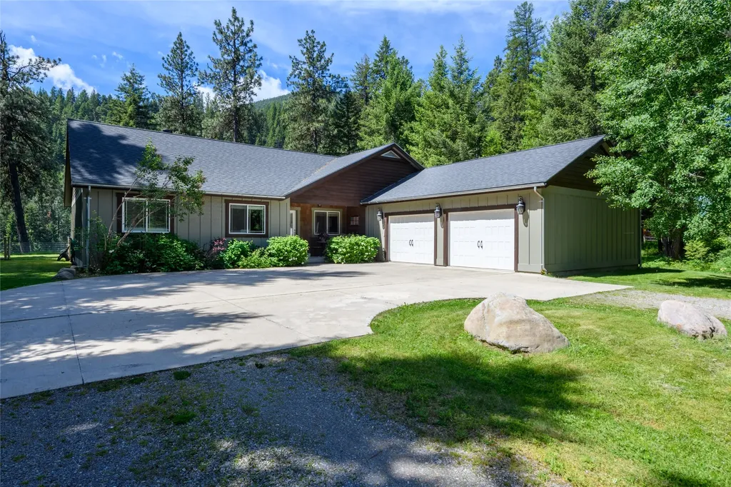 1042 Trestle Creek Drive St Regis MT 59866
