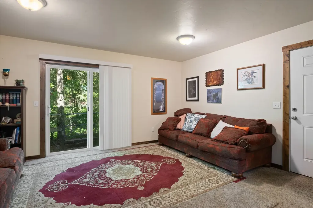 1042 Trestle Creek Drive St Regis MT 59866