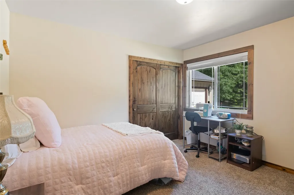 1042 Trestle Creek Drive St Regis MT 59866