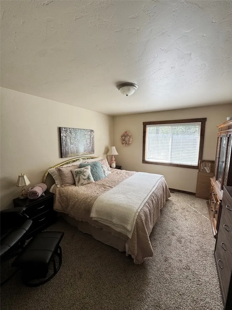 1042 Trestle Creek Drive St Regis MT 59866