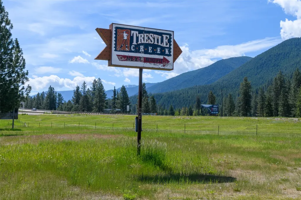 1042 Trestle Creek Drive St Regis MT 59866
