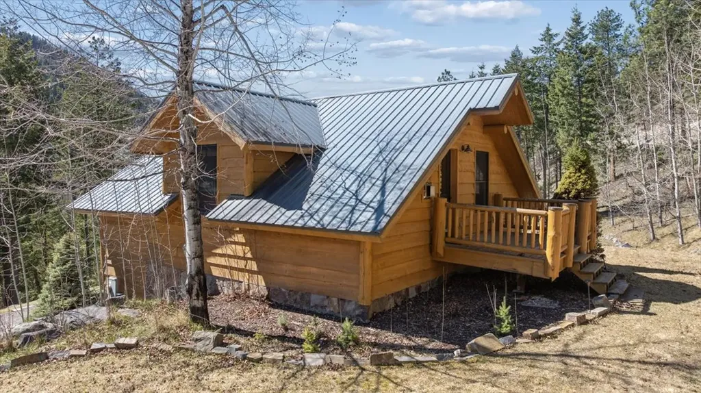 142 Eagles Landing Lakeside MT 59922