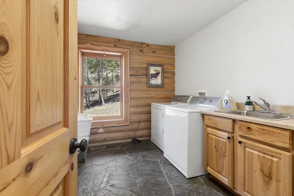 142 Eagles Landing Lakeside MT 59922