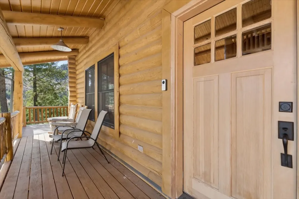 142 Eagles Landing Lakeside MT 59922