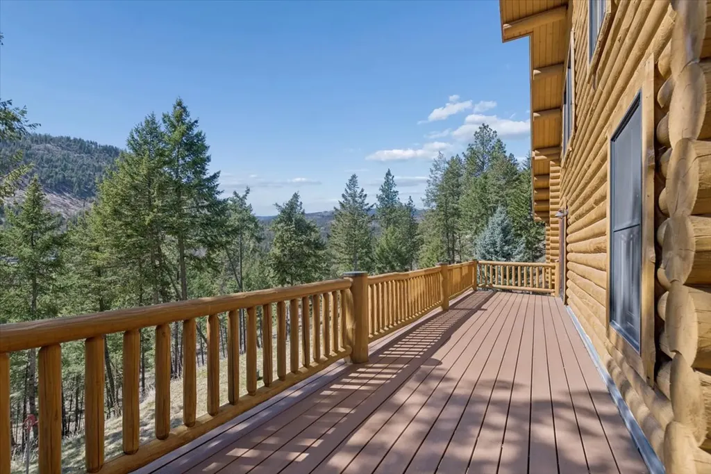 142 Eagles Landing Lakeside MT 59922