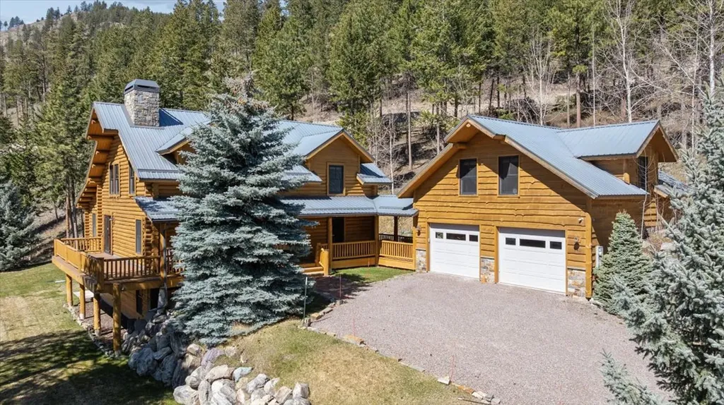 142 Eagles Landing Lakeside MT 59922