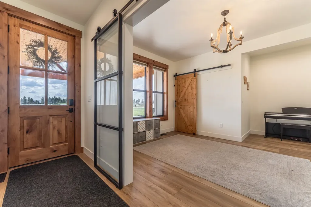 498 Windfield Lane Columbia Falls MT 59912