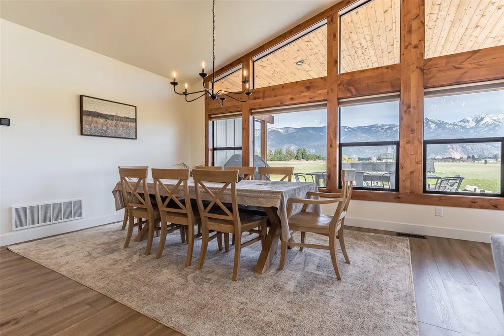 498 Windfield Lane Columbia Falls MT 59912