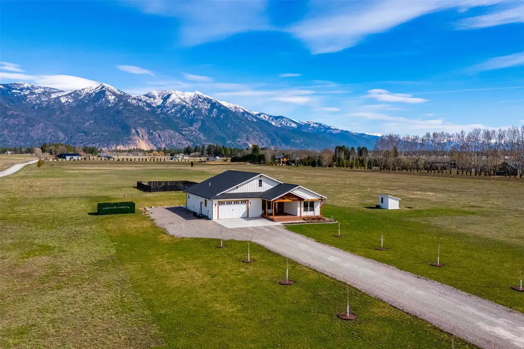 498 Windfield Lane Columbia Falls MT 59912