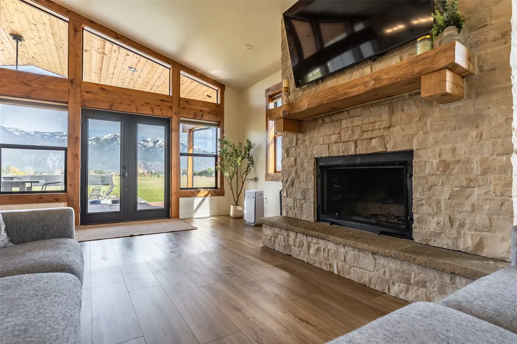 498 Windfield Lane Columbia Falls MT 59912