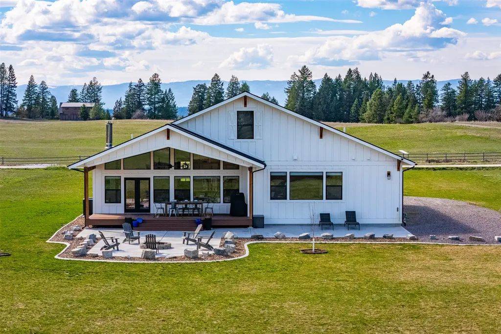 498 Windfield Lane Columbia Falls MT 59912