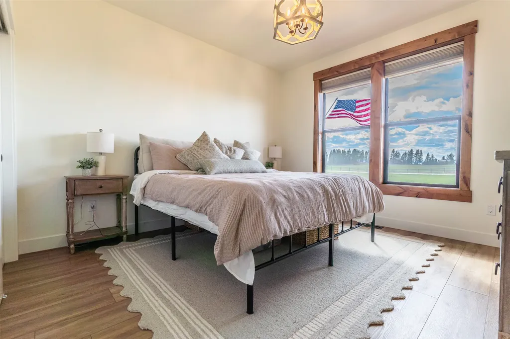 498 Windfield Lane Columbia Falls MT 59912