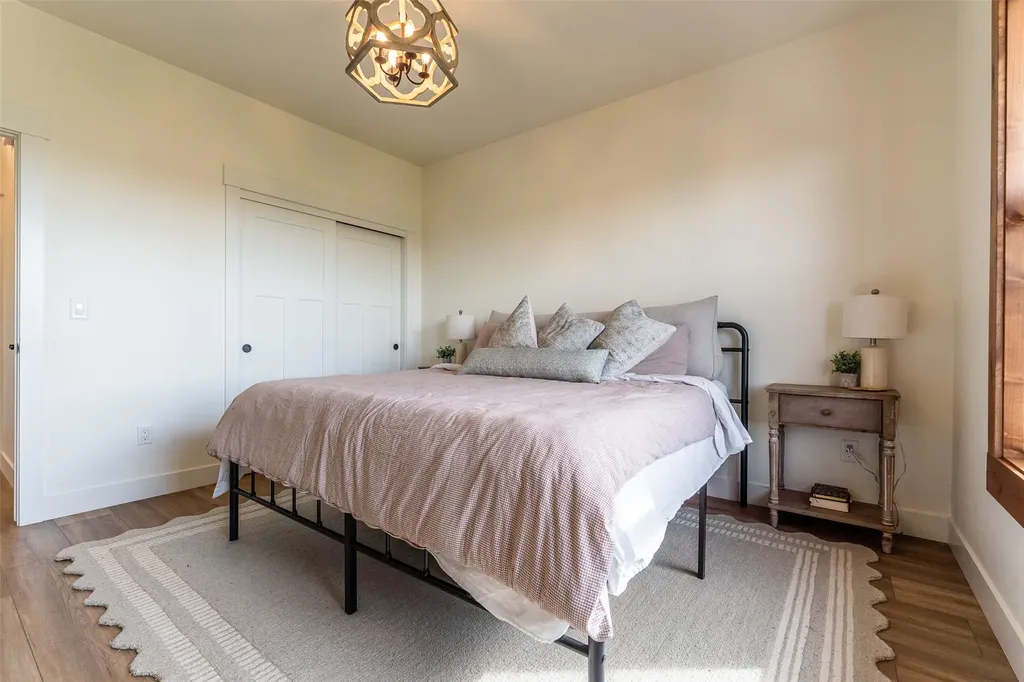 498 Windfield Lane Columbia Falls MT 59912