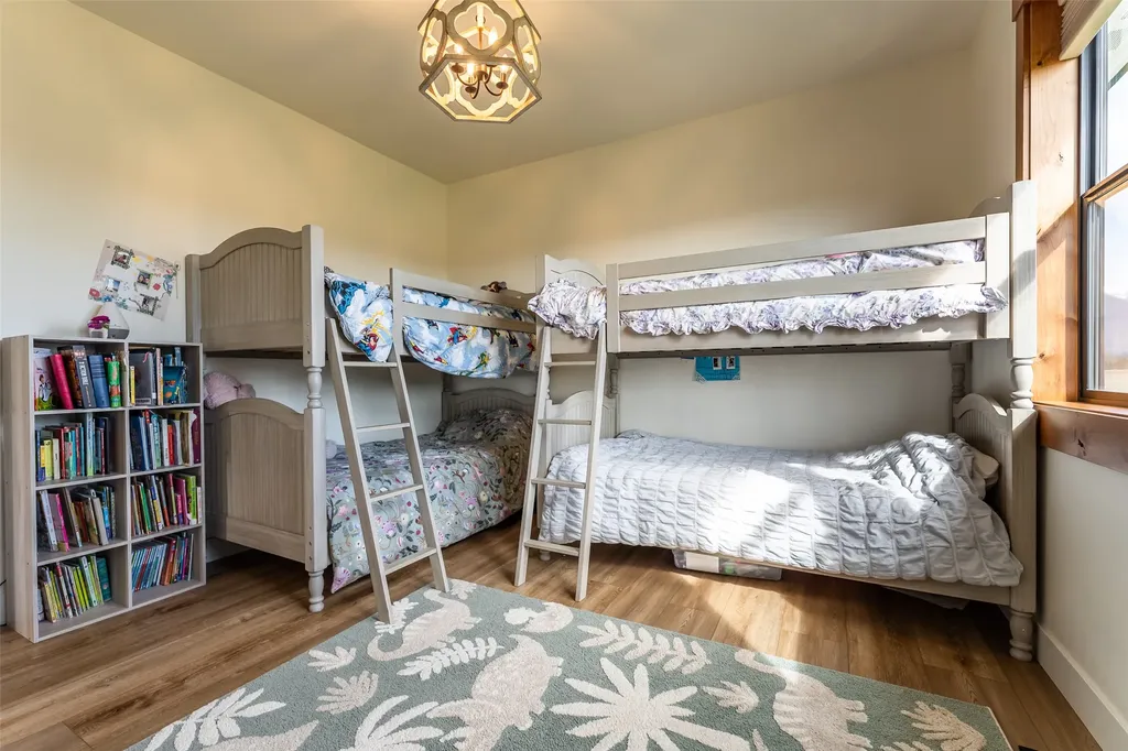 498 Windfield Lane Columbia Falls MT 59912