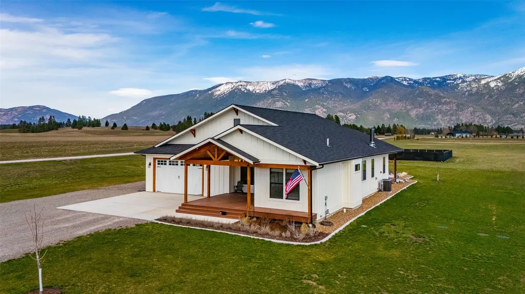 498 Windfield Lane Columbia Falls MT 59912