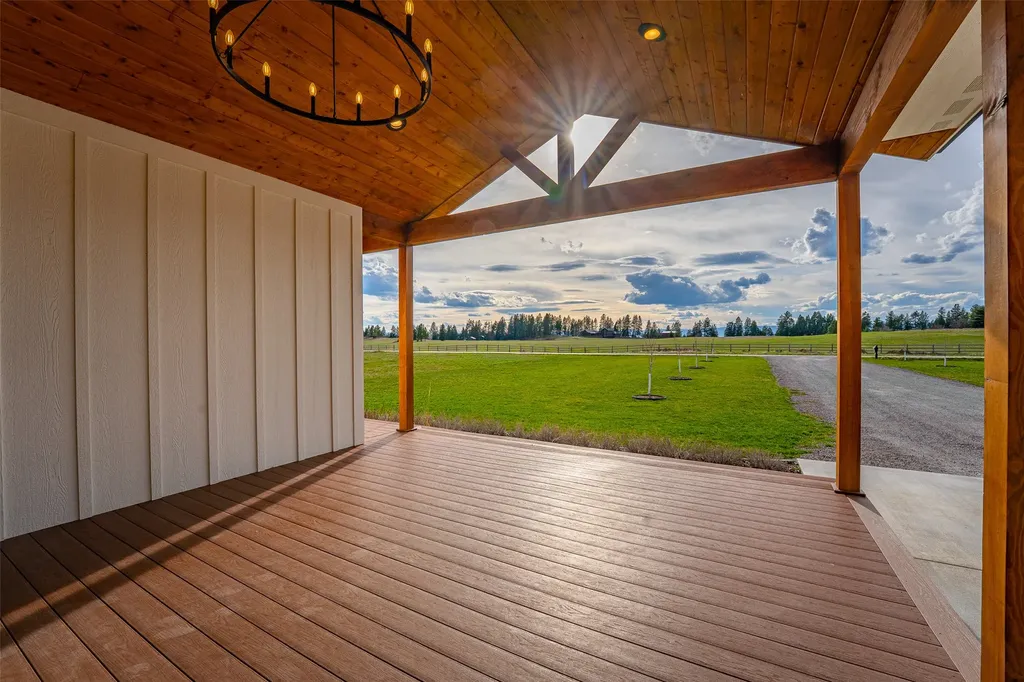 498 Windfield Lane Columbia Falls MT 59912