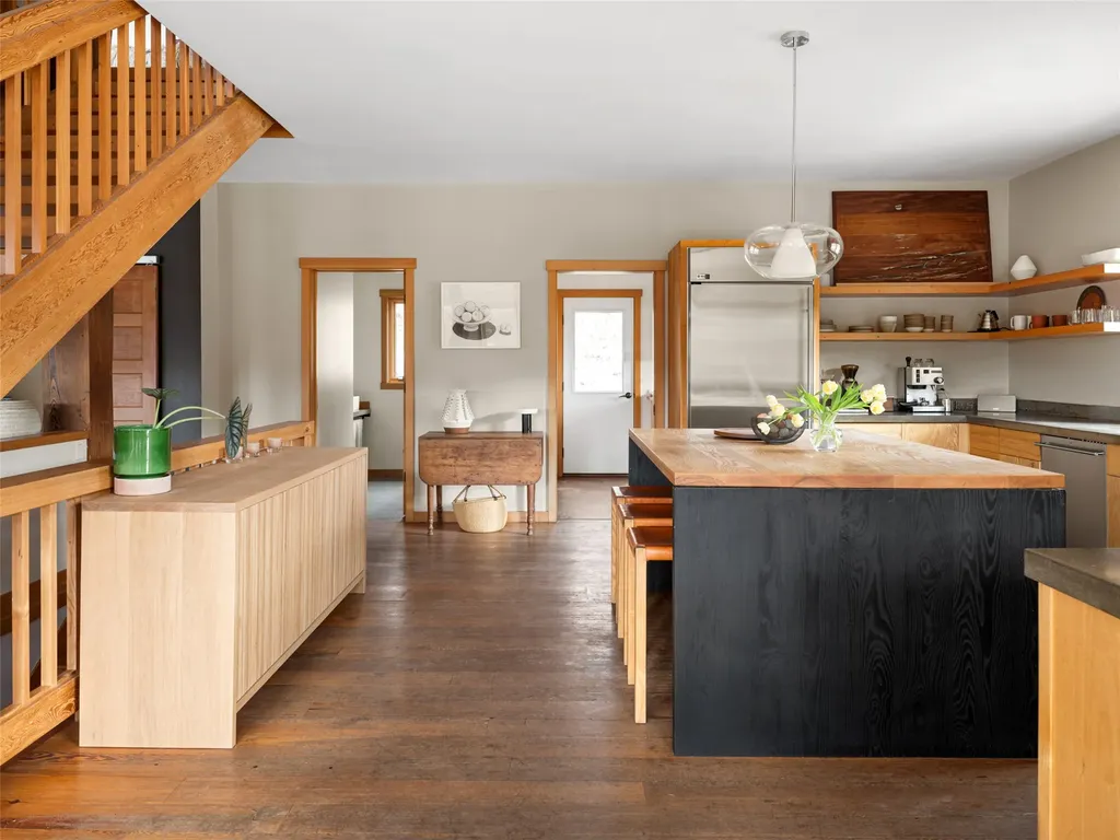 210 Upper Kelly Creek Road Bozeman MT 59715